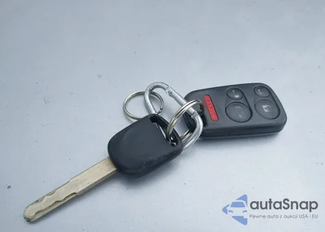 2003 Honda Odyssey Ex-L from USA, damaged, VIN 5FNRL18083B053639